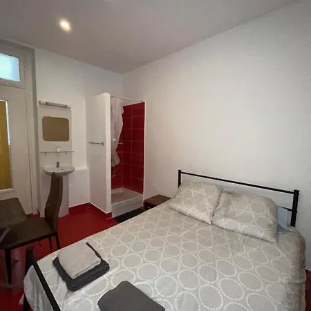 California Hotel 3*