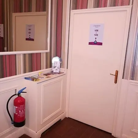 Hotel California 3*