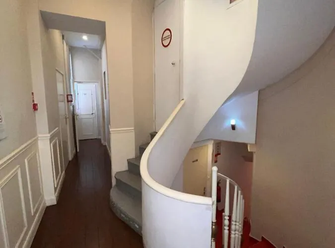 Hotel California Béziers